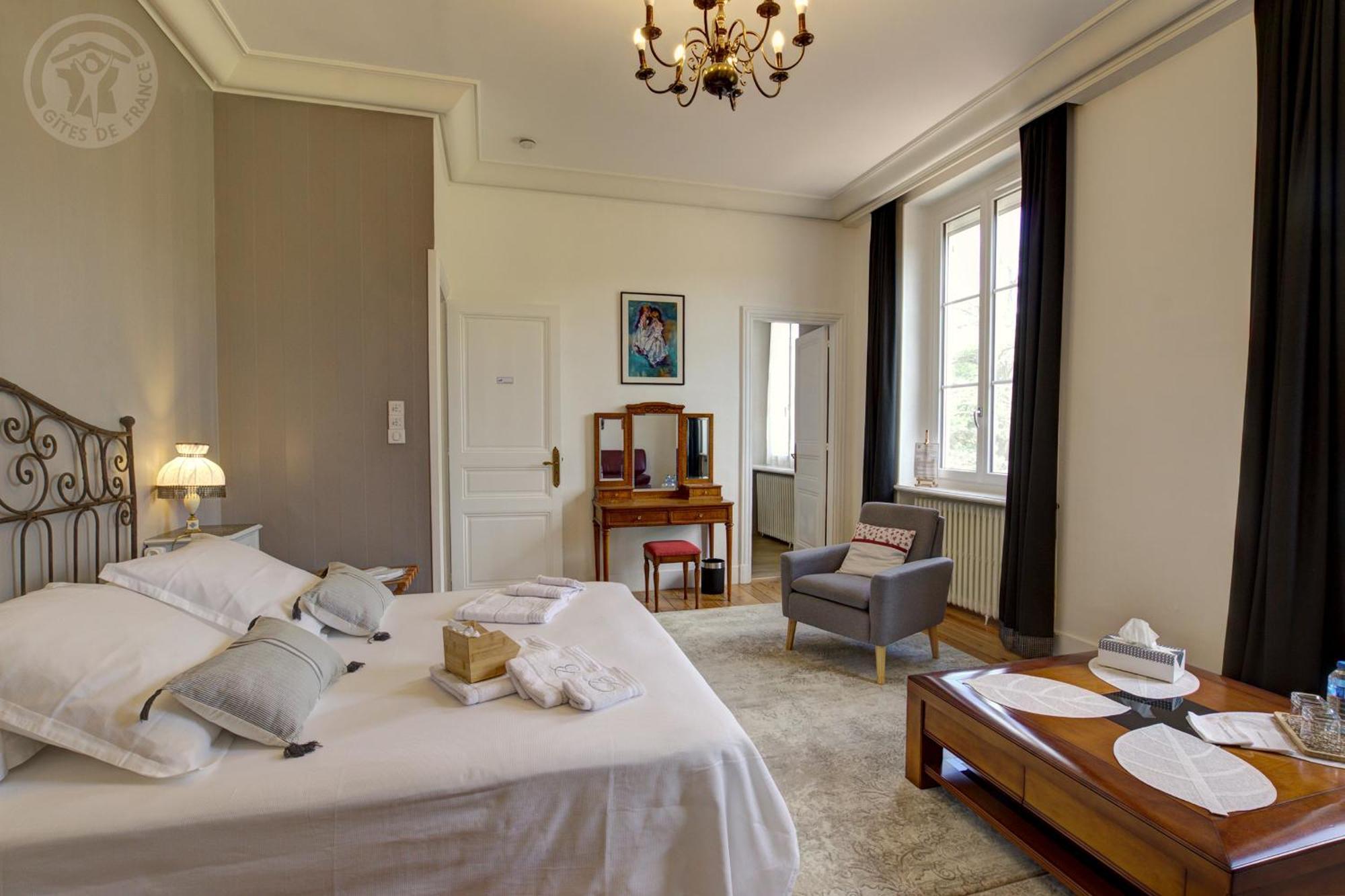 Domaine Berenguer Bed & Breakfast Ouches Exterior foto